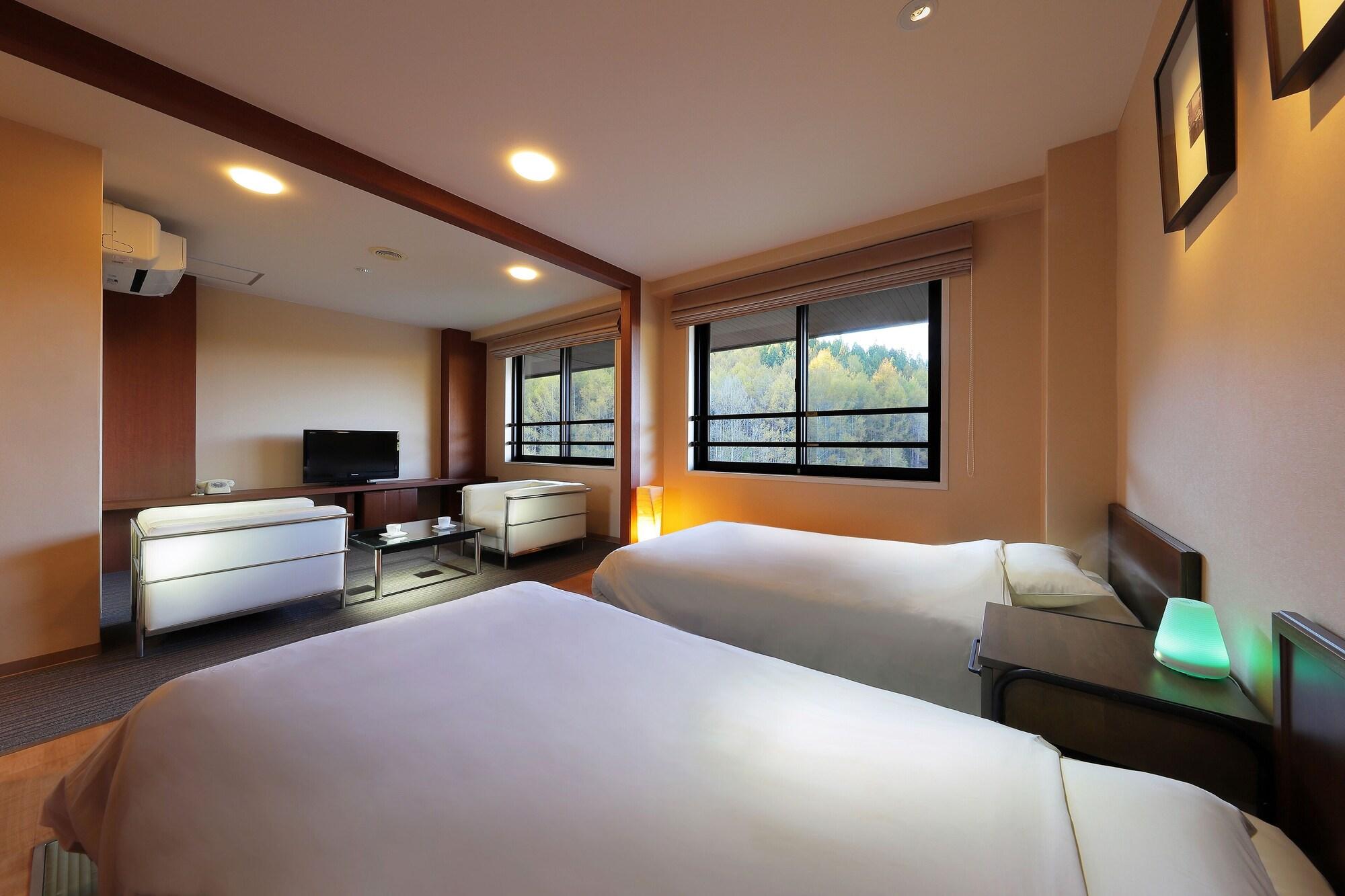 Hotel Ryu Resort And Spa Takayama  Eksteriør billede